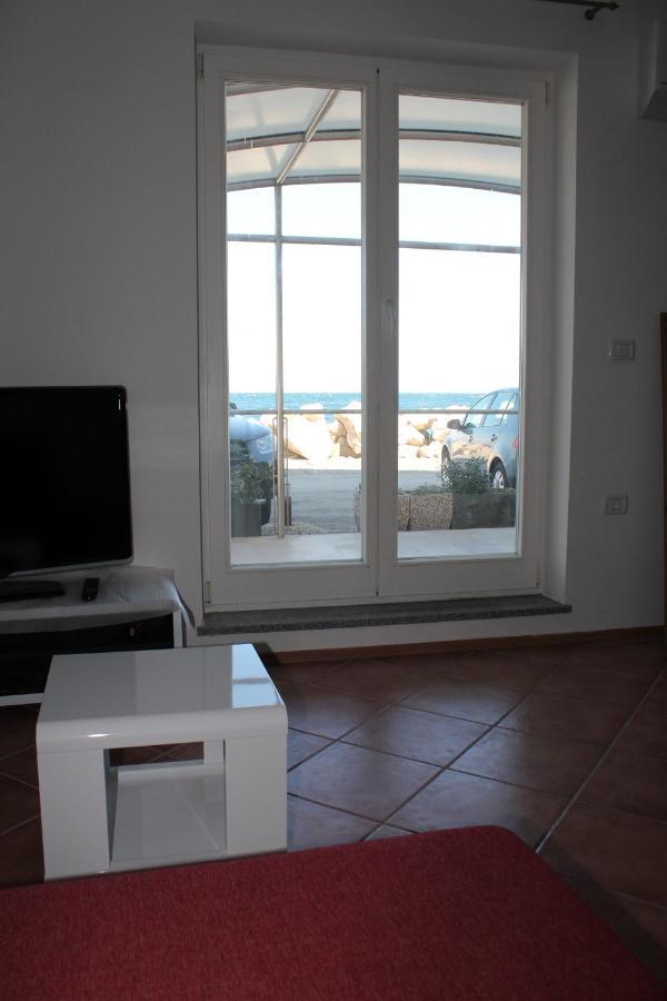 Lanterna Apartment *